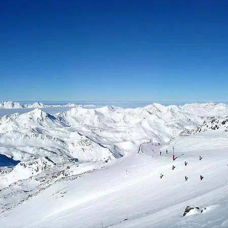 Hébergement de vacances Sleeps 8 Wifi Val Thorens